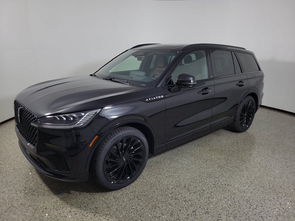 New 2026 Lincoln Aviator Reserve w/ Luxury Package RWD image 2