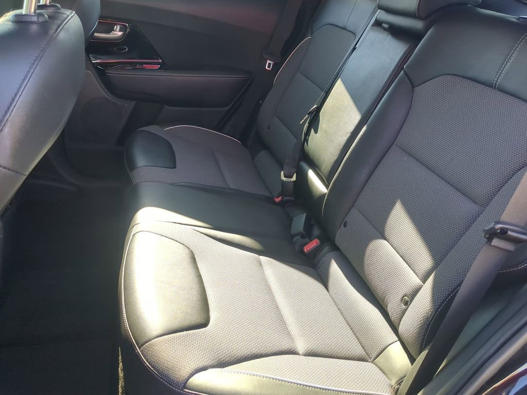 Used 2021 Kia Niro EX w/ Cold Weather Package image 23