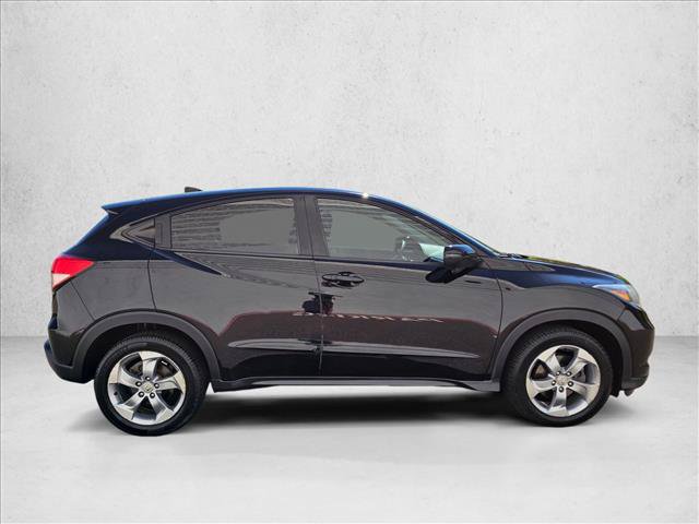 Used 2017 Honda HR-V EX image 4