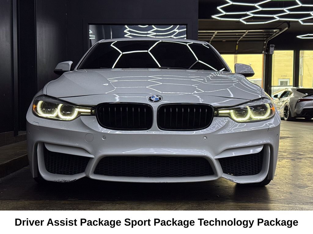 Used 2017 BMW 340i Sedan w/ Technology Package RWD image 2