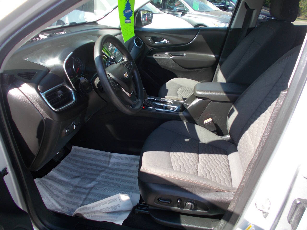 Used 2020 Chevrolet Equinox LT FWD image 5