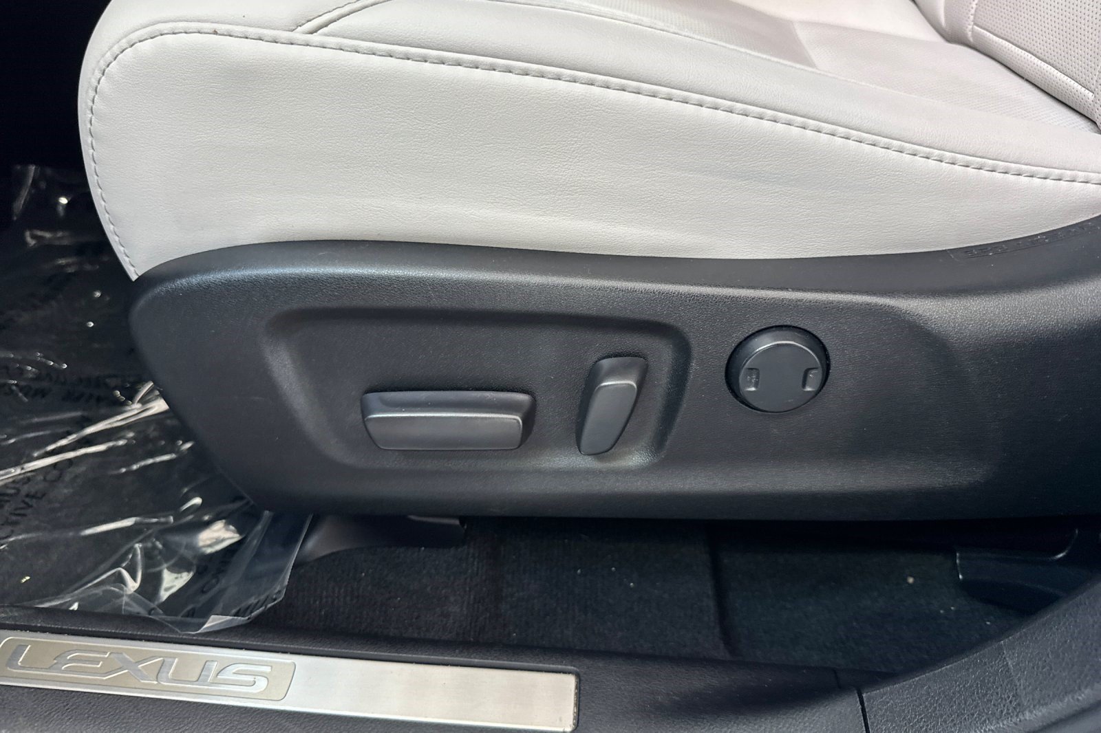 Used 2022 Lexus RX 350 FWD w/ Premium Package image 14