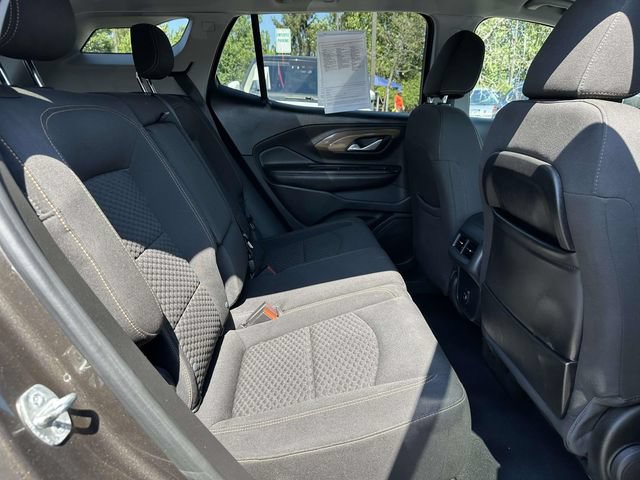 Used 2020 GMC Terrain SLE w/ Driver Convenience Package FWD image 11