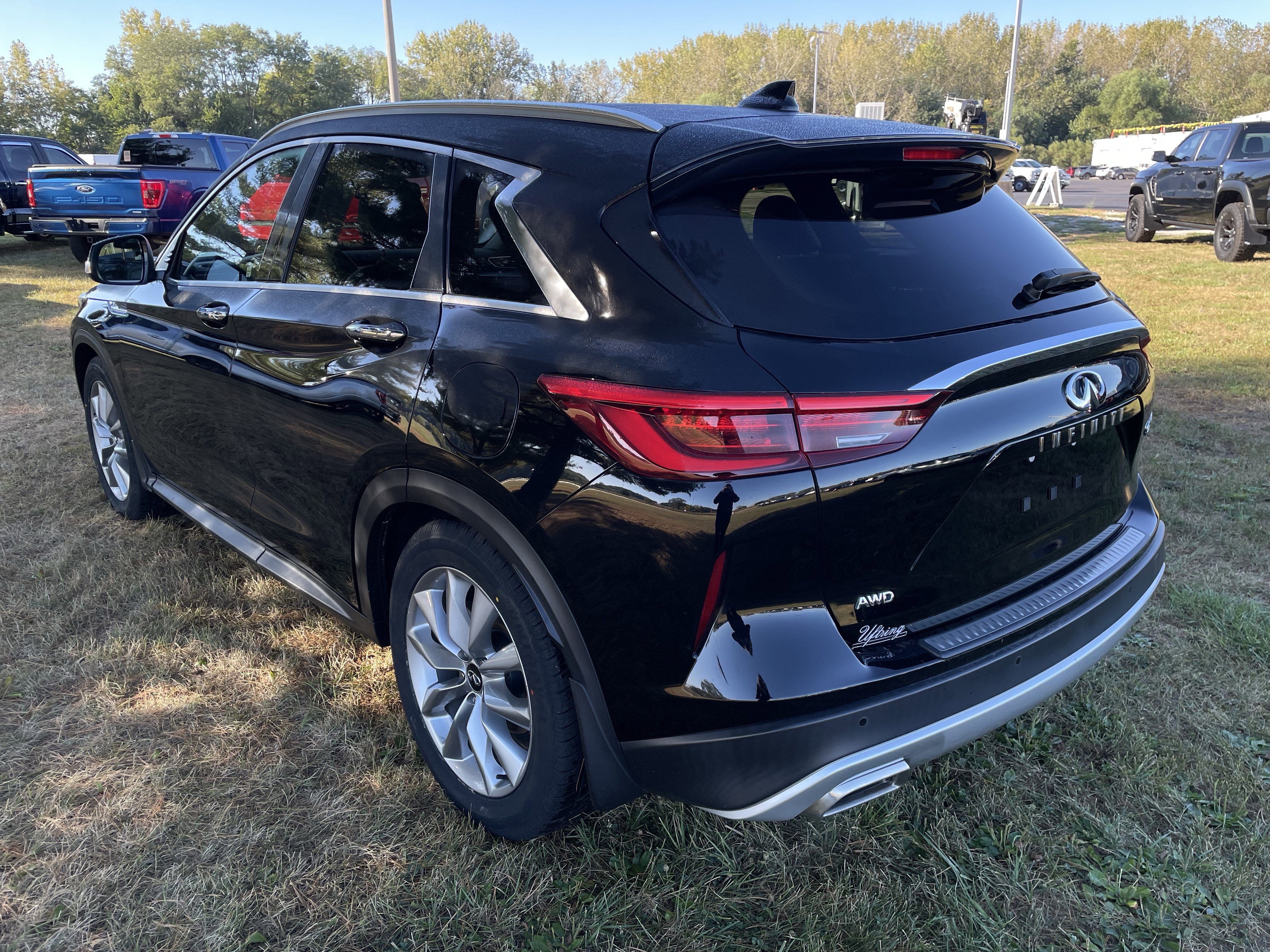 Used 2021 INFINITI QX50 Essential w/ Cargo Package image 3