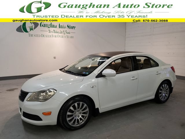 Used 2010 Suzuki Kizashi SE FWD image 1