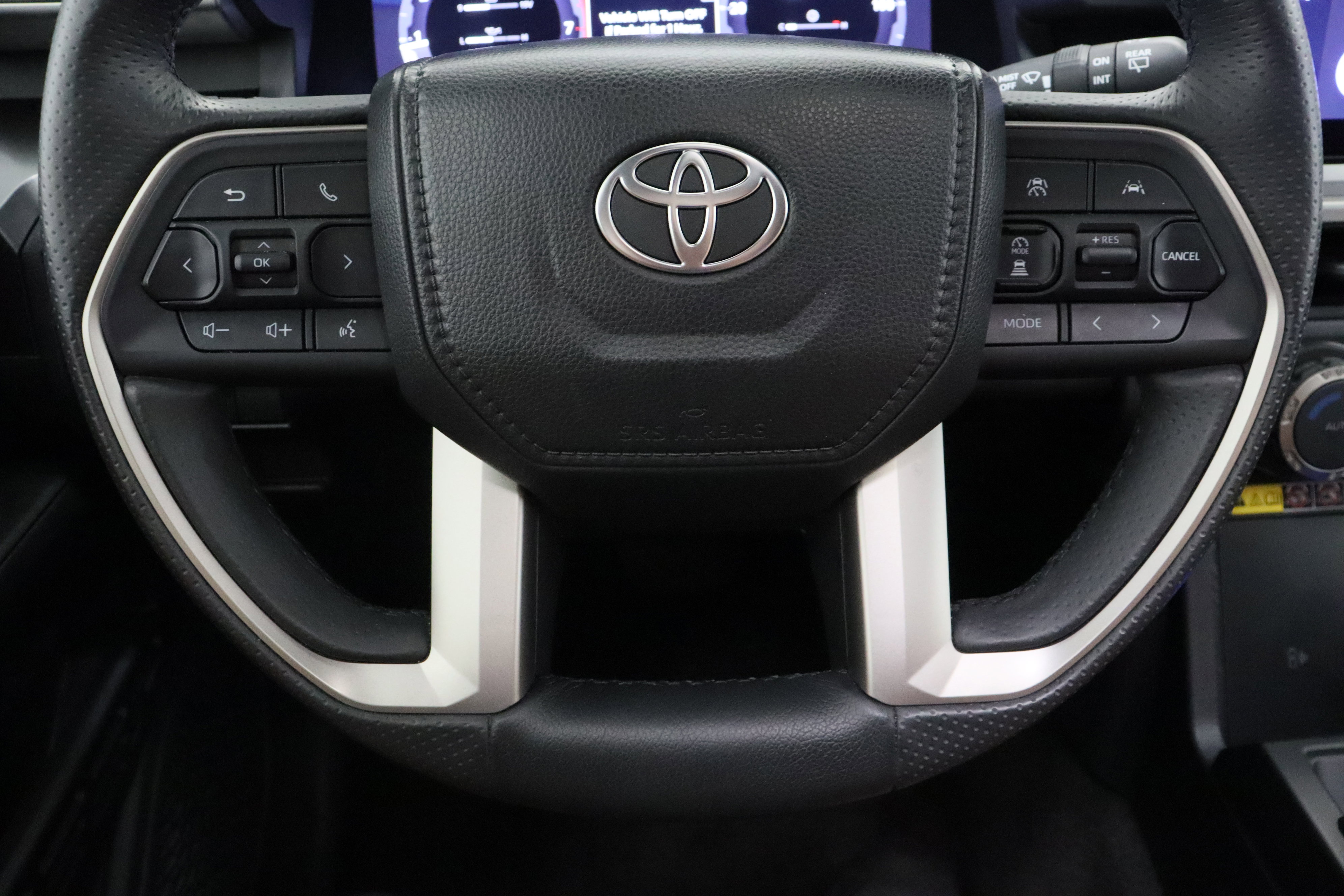 Certified 2025 Toyota 4Runner TRD Off-Road Premium w/ Tow Technology Package image 27