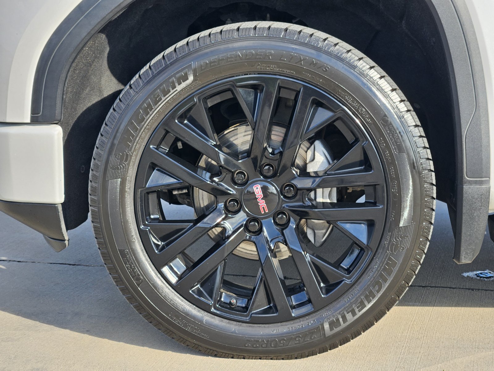 Certified 2019 GMC Sierra 1500 Denali w/ Denali Ultimate Package AWD/4WD image 13