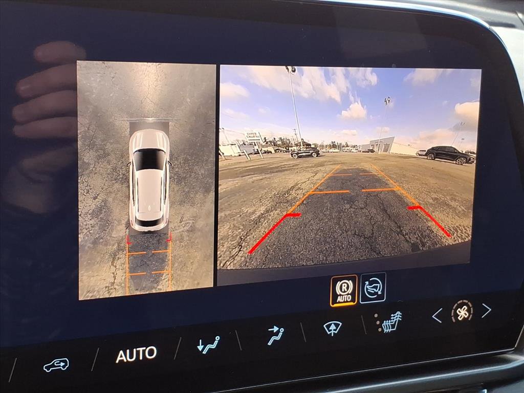 New 2026 Chevrolet Equinox EV LT image 20