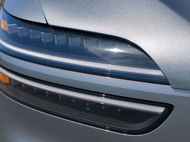 New 2026 Genesis GV70 2.5T Advanced AWD/4WD image 9