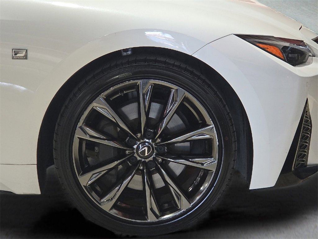 Used 2023 Lexus IS 350 F Sport image 11