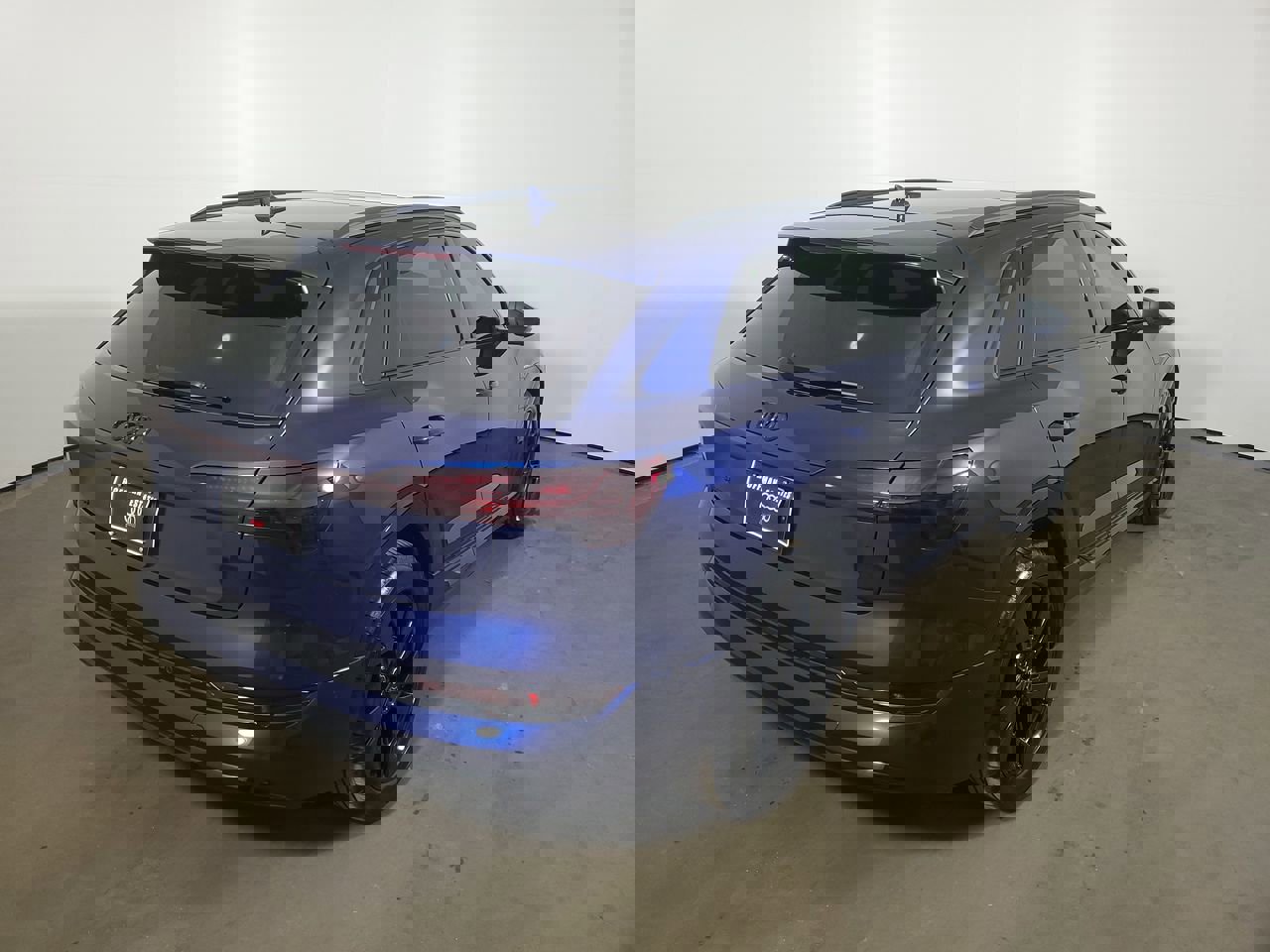 Certified 2021 Audi e-tron Premium w/ Convenience Plus Package image 37