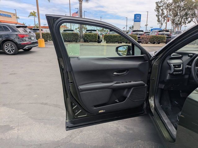 Used 2020 Lexus UX 250h w/ Accessory Package AWD/4WD image 13