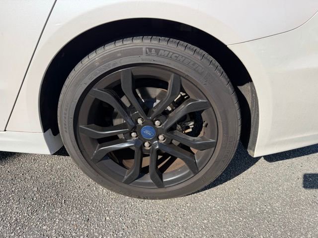 Used 2019 Ford Fusion SE w/ Equipment Group 151A image 5