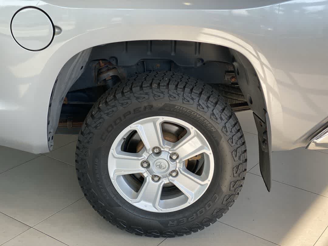 Used 2020 Toyota Tundra SR5 AWD/4WD image 13