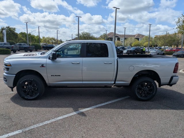 New 2026 RAM 2500 Laramie AWD/4WD image 8
