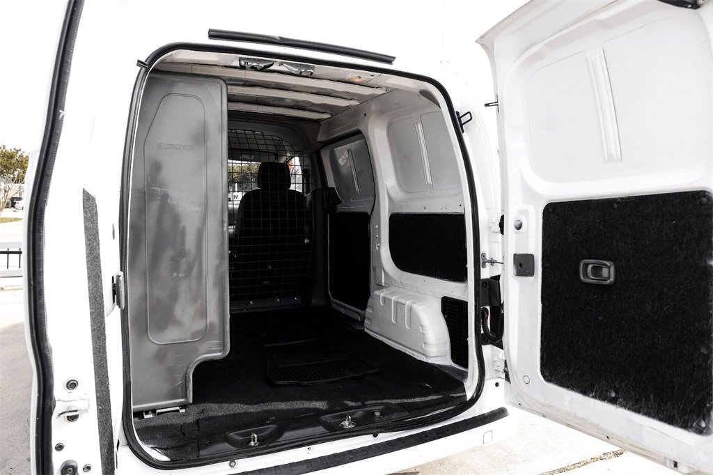Used 2019 Nissan NV200 SV w/ Navigation Package image 45