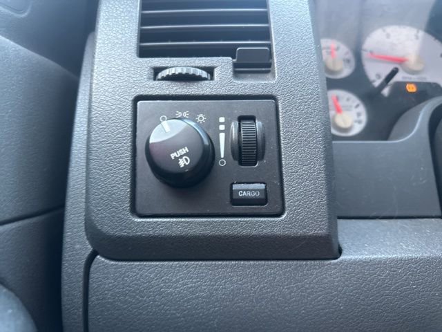 Used 2008 Dodge Ram 2500 Truck ST image 19