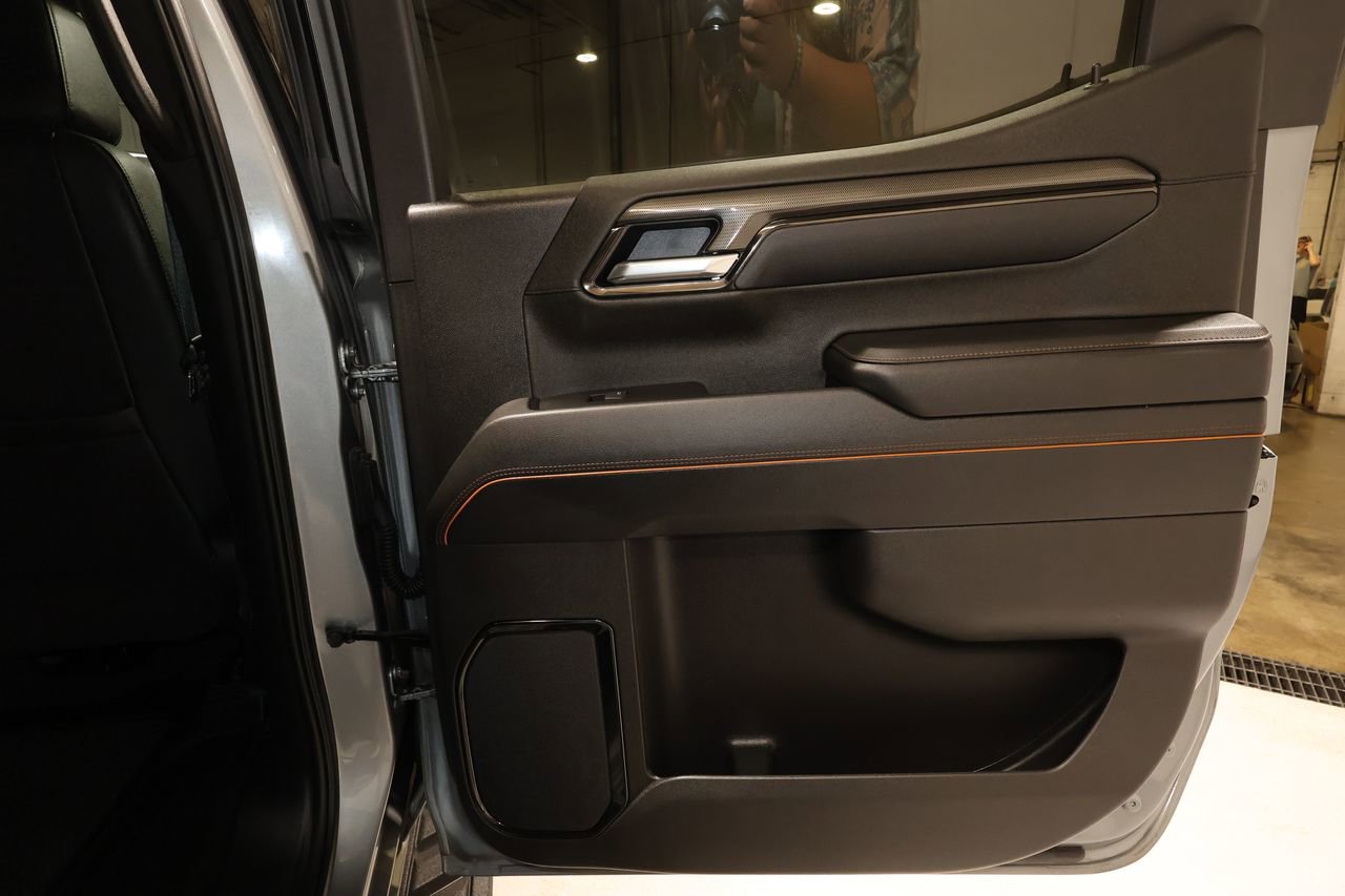 Used 2025 GMC Sierra 1500 AT4 w/ AT4 Premium Package AWD/4WD image 21