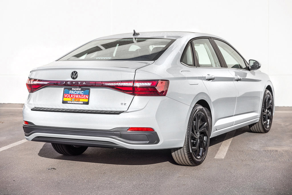 New 2027 Volkswagen Jetta SE FWD image 3