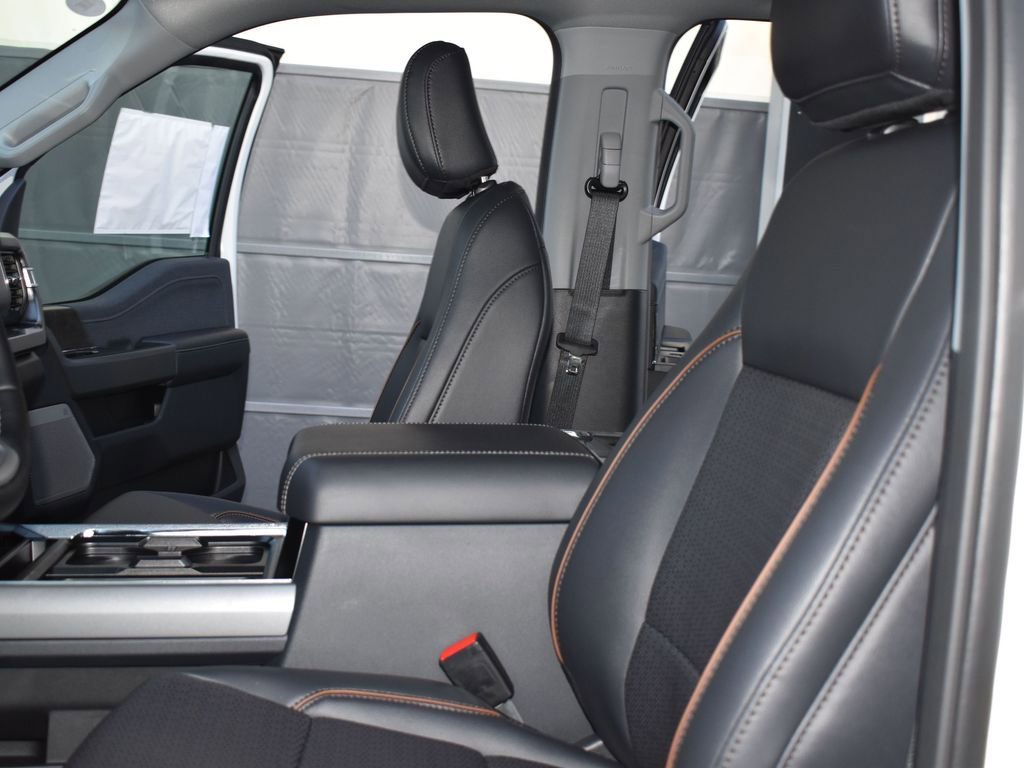 New 2025 Ford F350 Lariat w/ Lariat Ultimate Package image 19