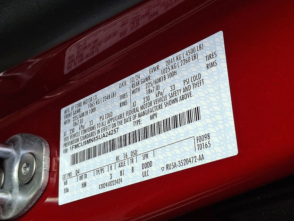 Used 2025 Ford Escape ST-Line w/ Cold Weather Package image 28