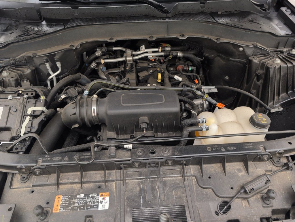 Used 2023 Ford Explorer XLT w/ Equipment Group 202A RWD image 37