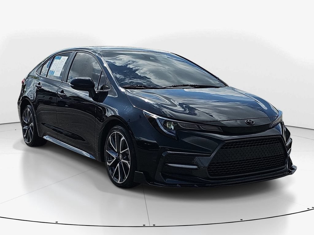 Used 2022 Toyota Corolla XSE FWD video 3