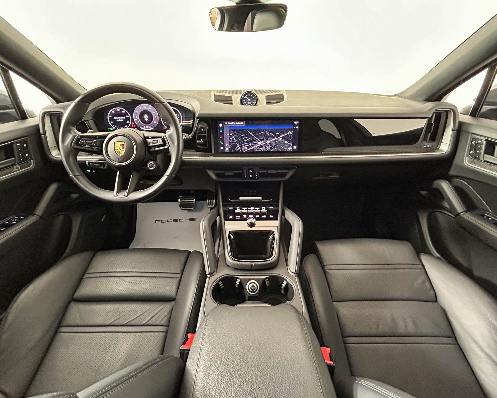 Certified 2024 Porsche Cayenne S AWD/4WD image 13