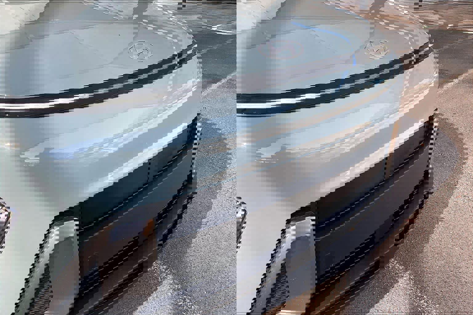 Certified 2025 Hyundai Kona SEL image 30