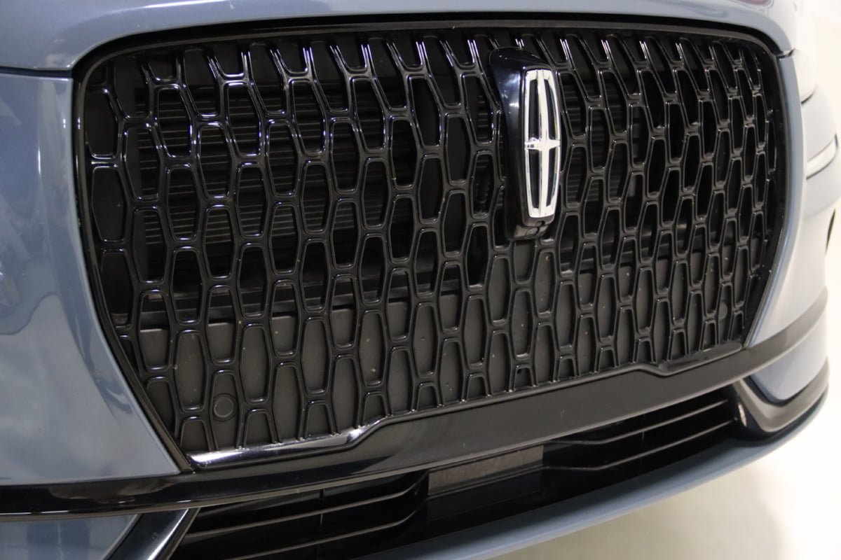 Used 2024 Lincoln Corsair AWD w/ Equipment Group 101A image 18