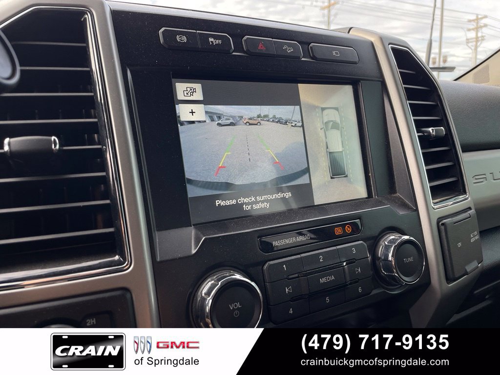 Used 2019 Ford F250 Lariat w/ Chrome Package AWD/4WD image 16