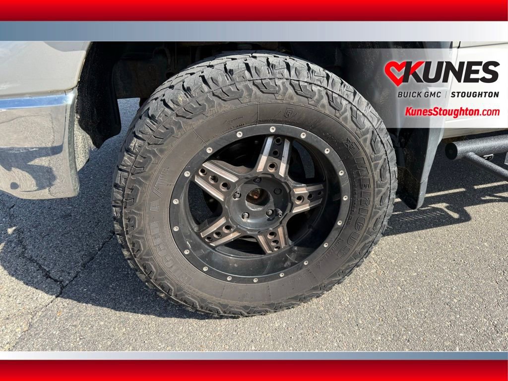 Used 2010 Dodge Ram 1500 Truck SLT image 15