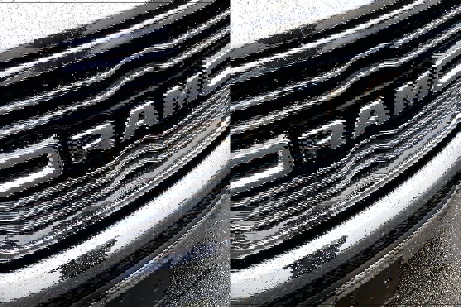 Used 2019 RAM 1500 Laramie image 28