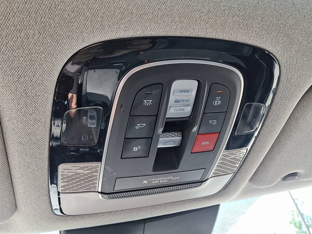 Used 2024 Hyundai Palisade Limited AWD/4WD image 26