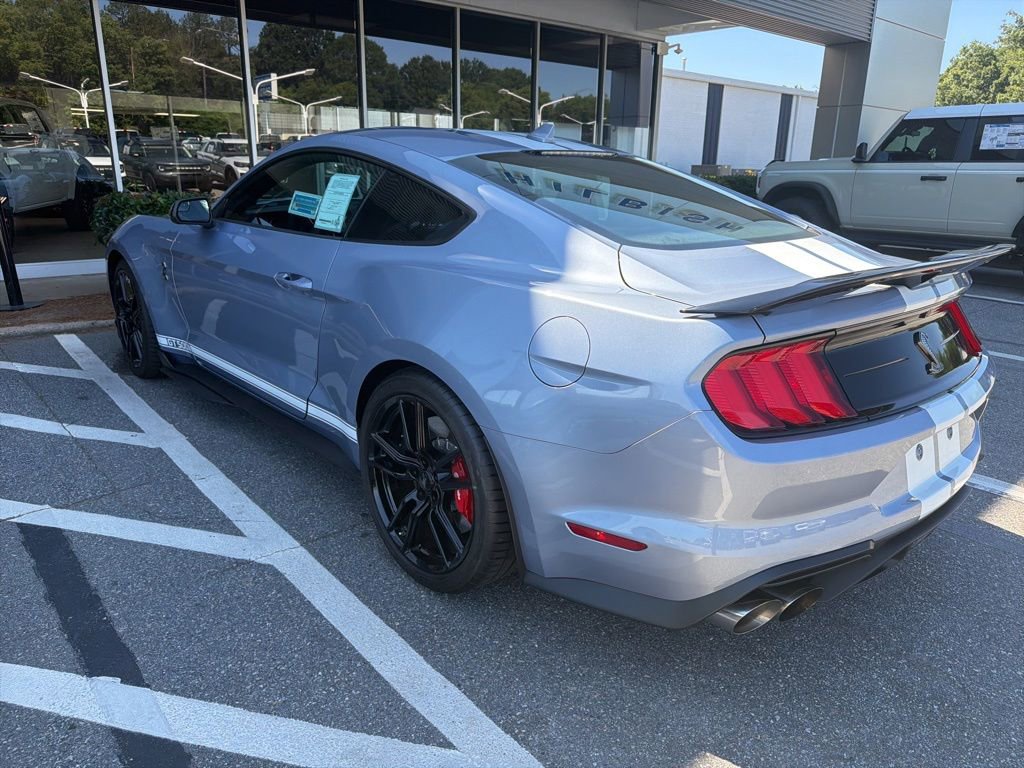 Used 2022 Ford Mustang Shelby GT500 RWD image 7