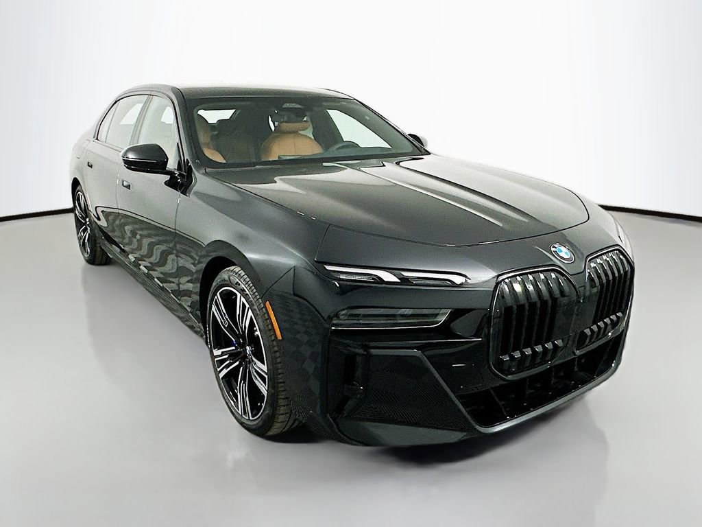 Used 2025 BMW 740i w/ Premium Package image 3