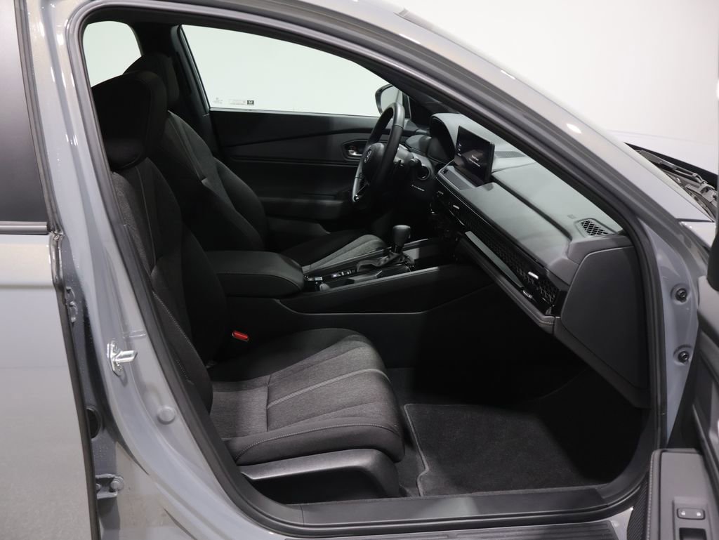 Used 2025 Honda Accord Sport image 24