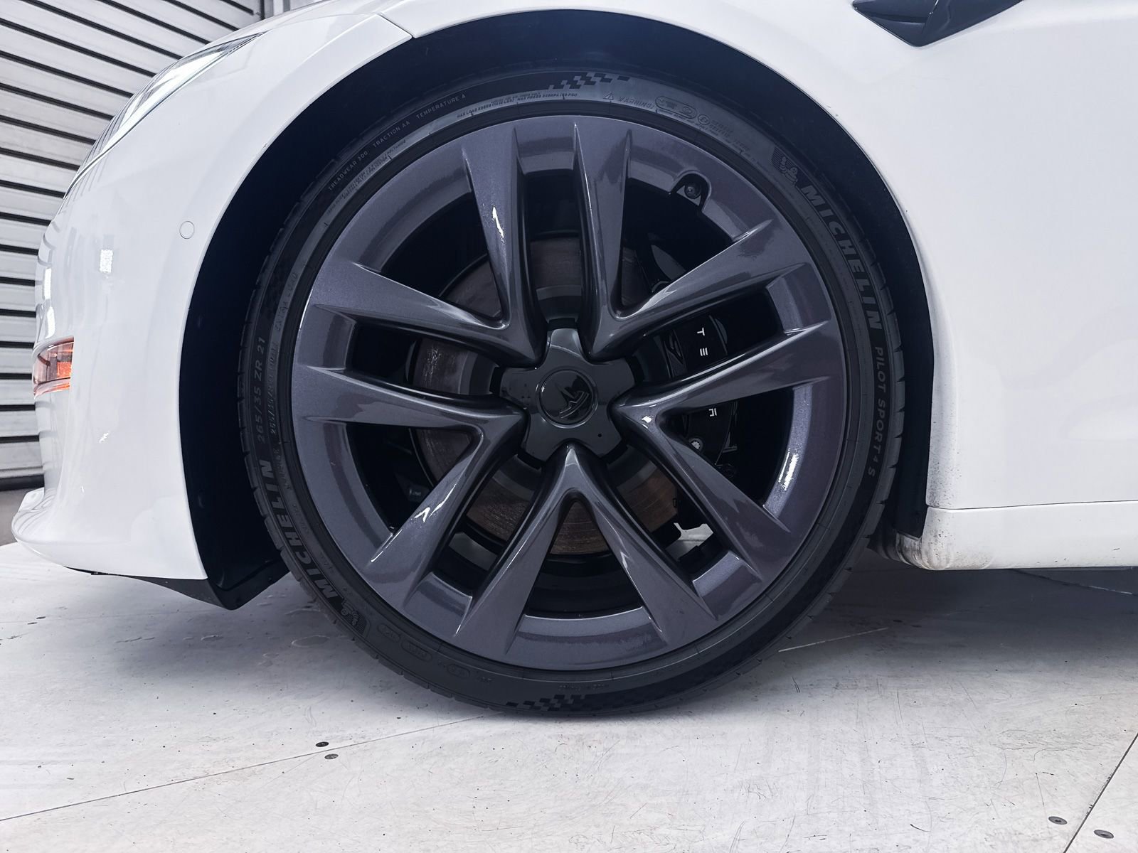 Used 2021 Tesla Model S Plaid image 14