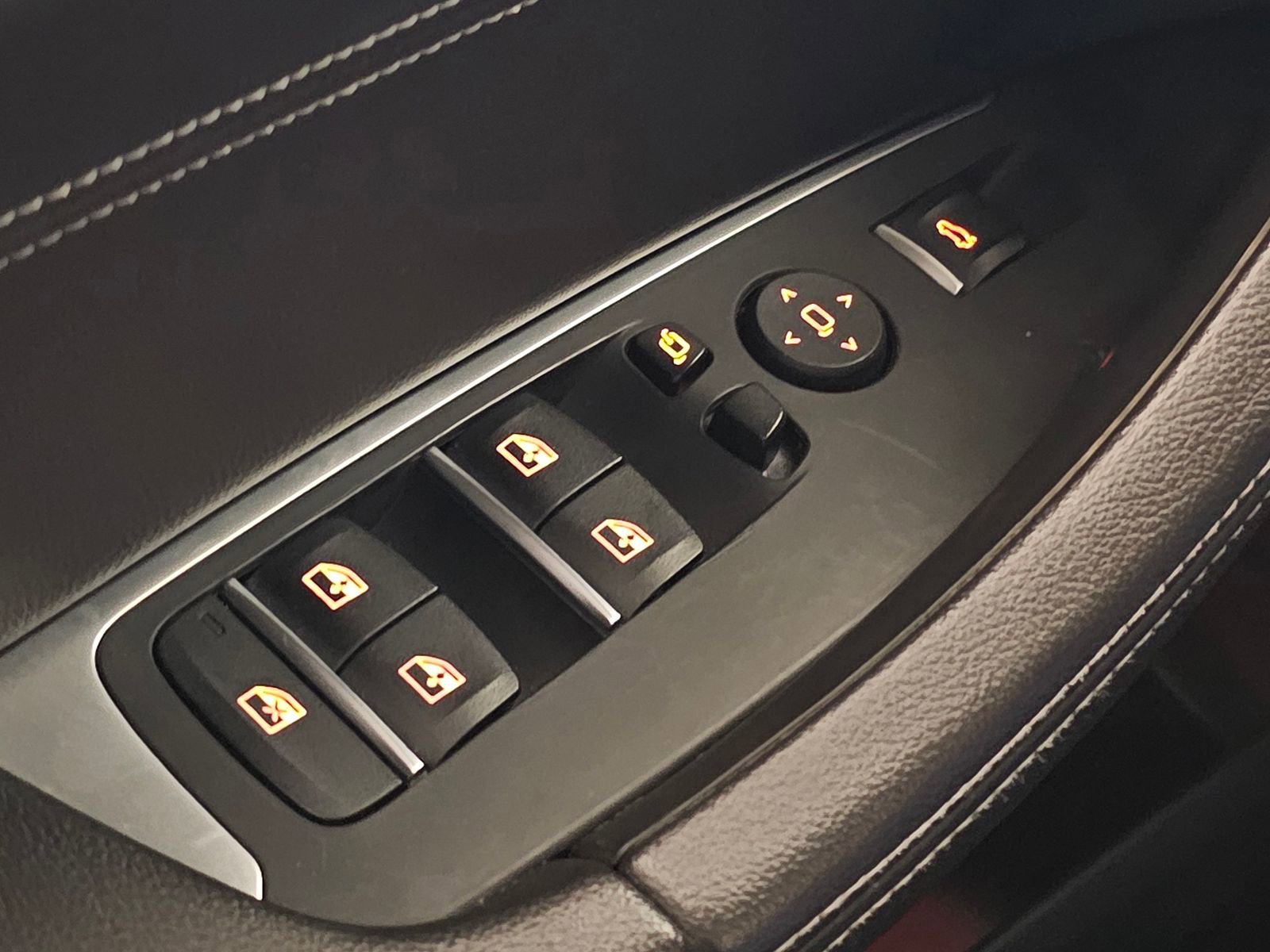 Used 2018 BMW X3 xDrive30i w/ Convenience Package image 31