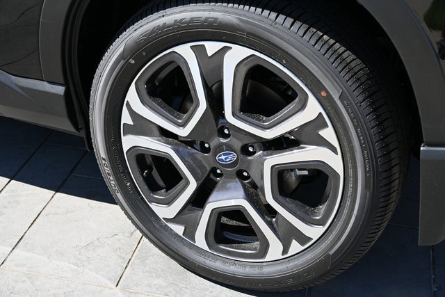 New 2025 Subaru Ascent Limited image 12