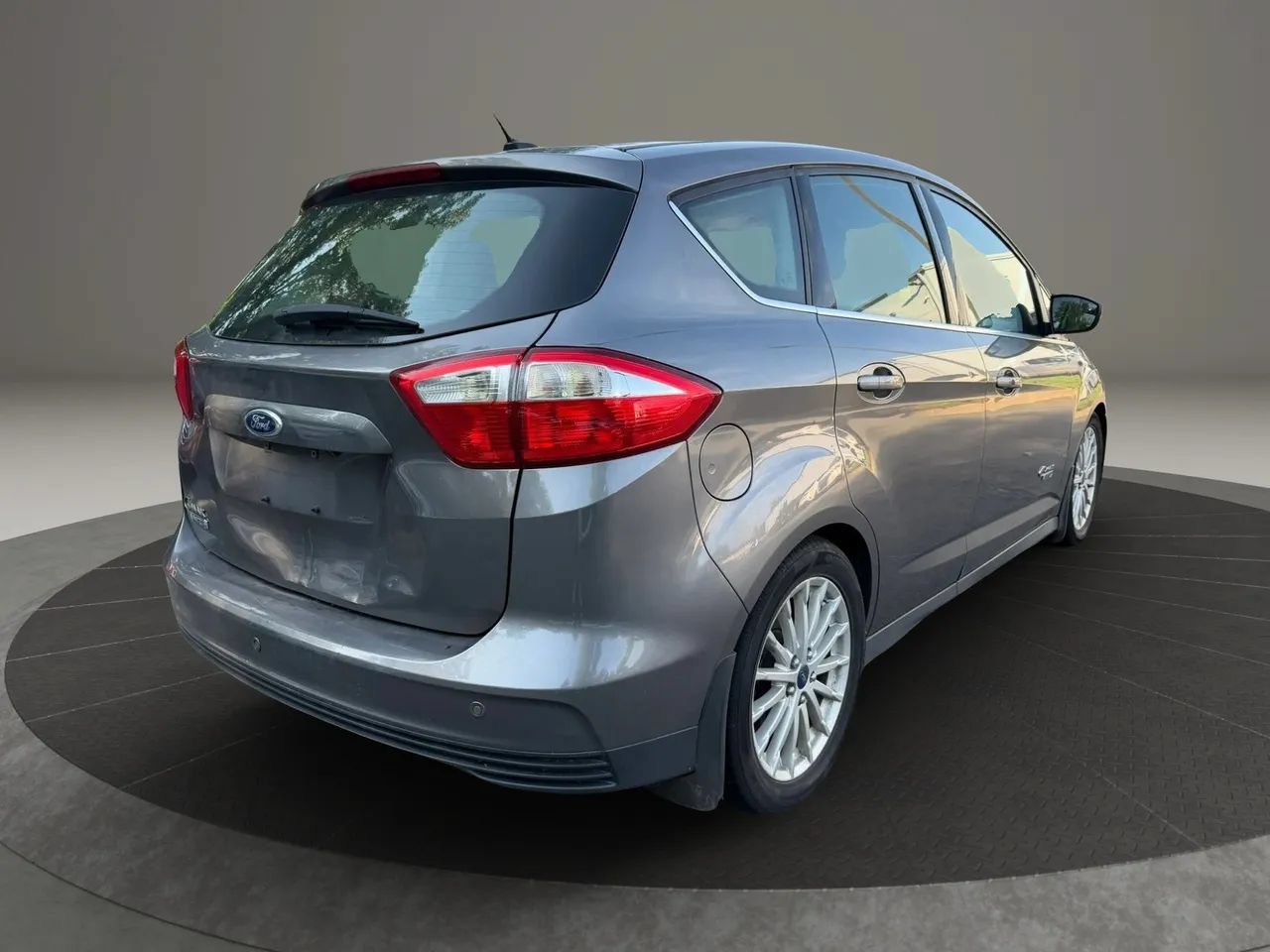 Used 2013 Ford C-MAX Energi SEL FWD image 5