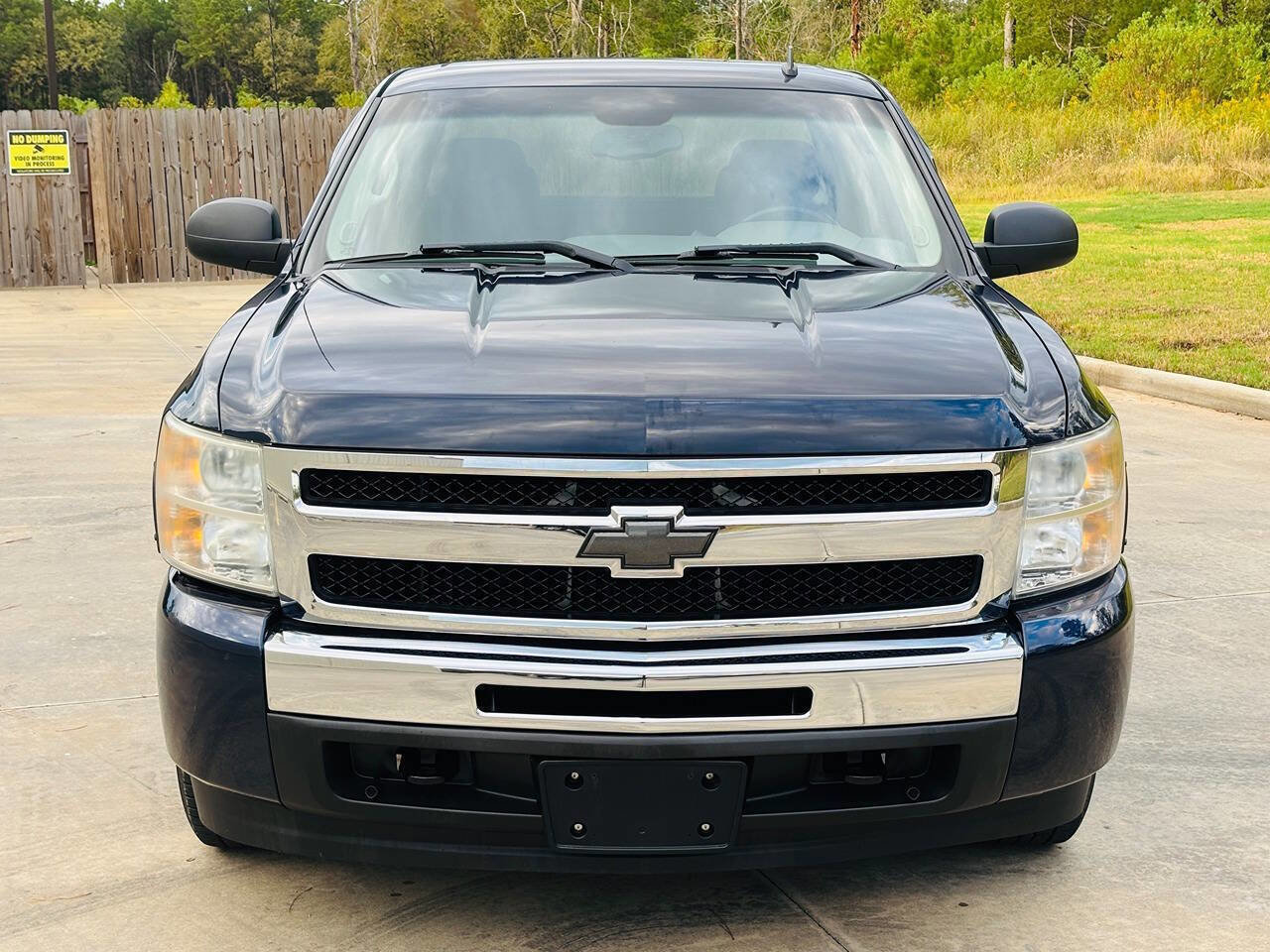 Used 2011 Chevrolet Silverado 1500 LS image 2