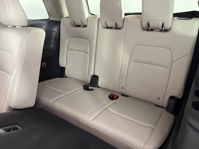 Used 2022 Nissan Pathfinder SL AWD/4WD image 42