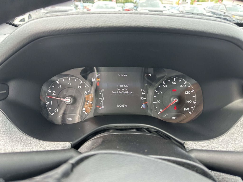Used 2023 Jeep Compass Latitude AWD/4WD image 27