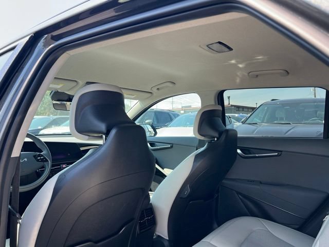 Certified 2026 Kia Niro EX FWD image 13