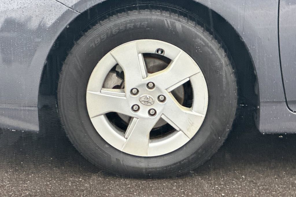 Used 2011 Toyota Prius Two image 24