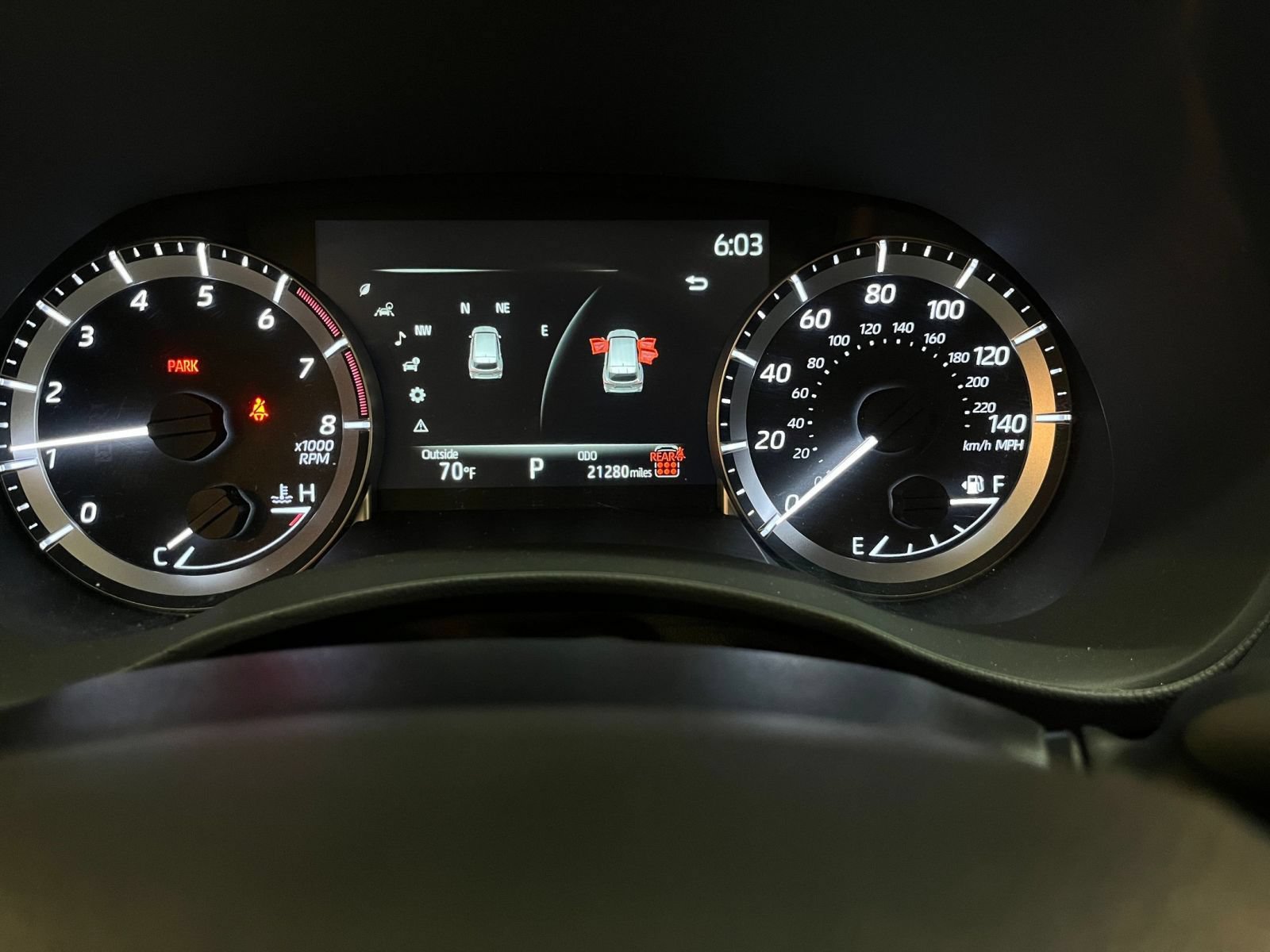 Used 2025 Toyota Highlander LE FWD image 42
