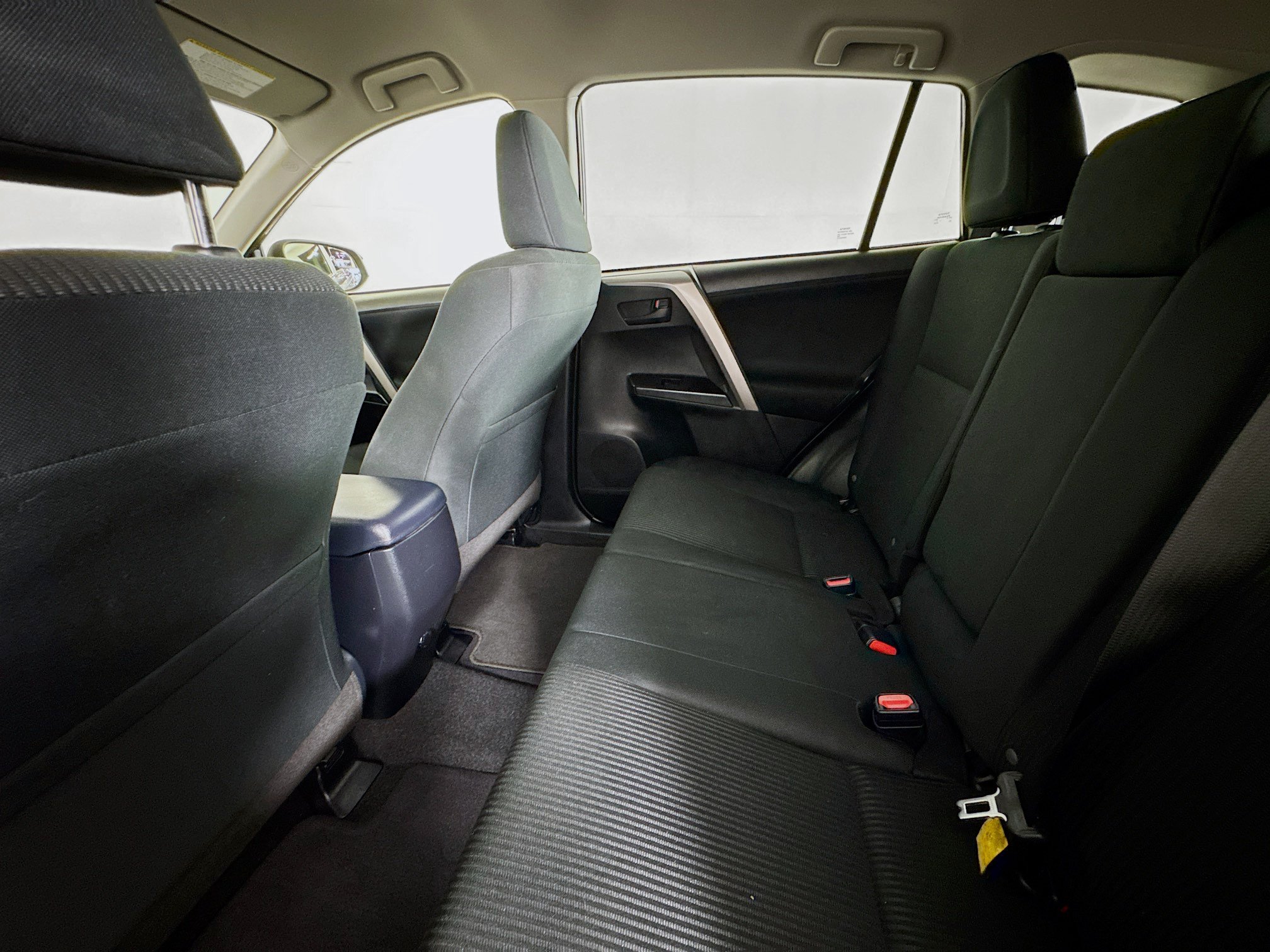 Used 2017 Toyota RAV4 LE FWD image 22