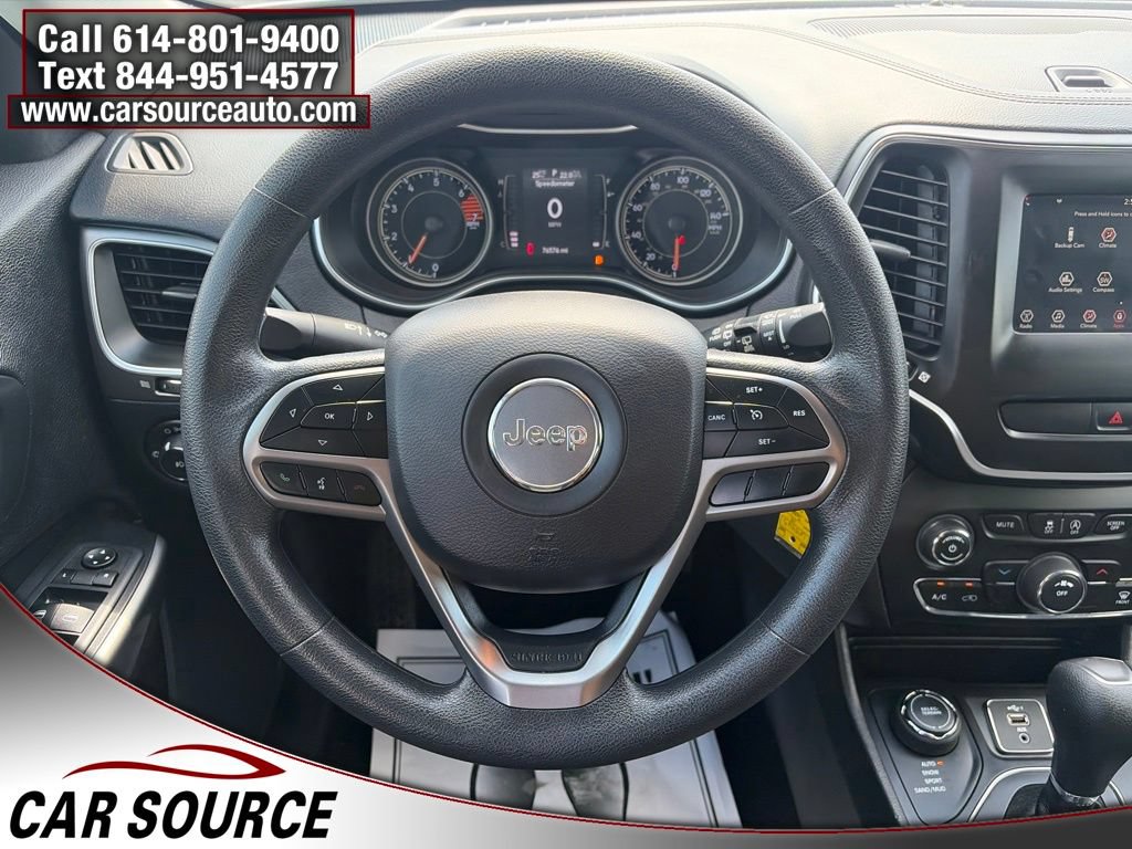 Used 2019 Jeep Cherokee Latitude w/ Popular Appearance Group AWD/4WD image 11
