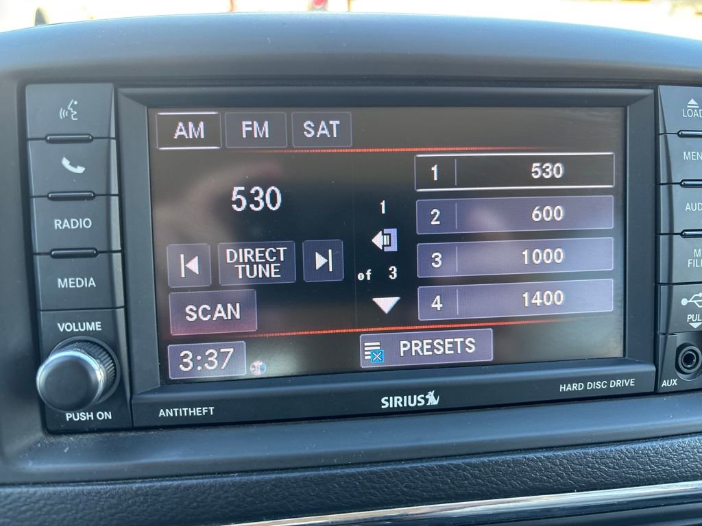Used 2018 Dodge Grand Caravan SE w/ UConnect Hands-Free Group image 20